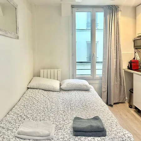 Cozy On Clauzel Steps Away From Montmartre Apartamento *