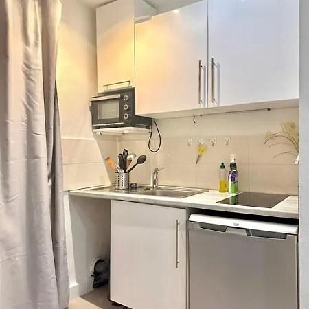 Cozy On Clauzel Steps Away From Montmartre Apartamento *