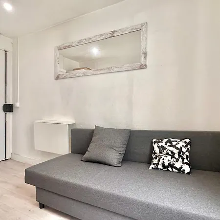 Apartamento Cozy On Clauzel Steps Away From Montmartre *