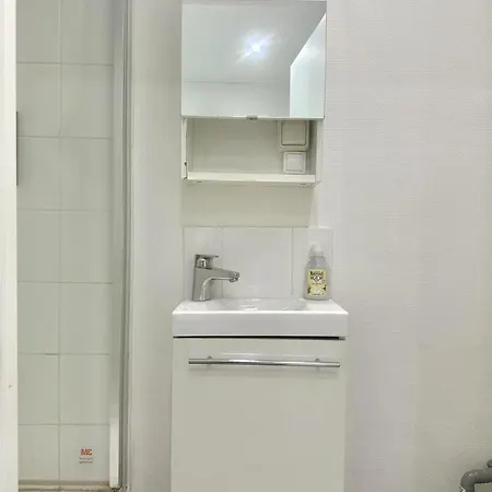 Apartamento Cozy On Clauzel Steps Away From Montmartre *